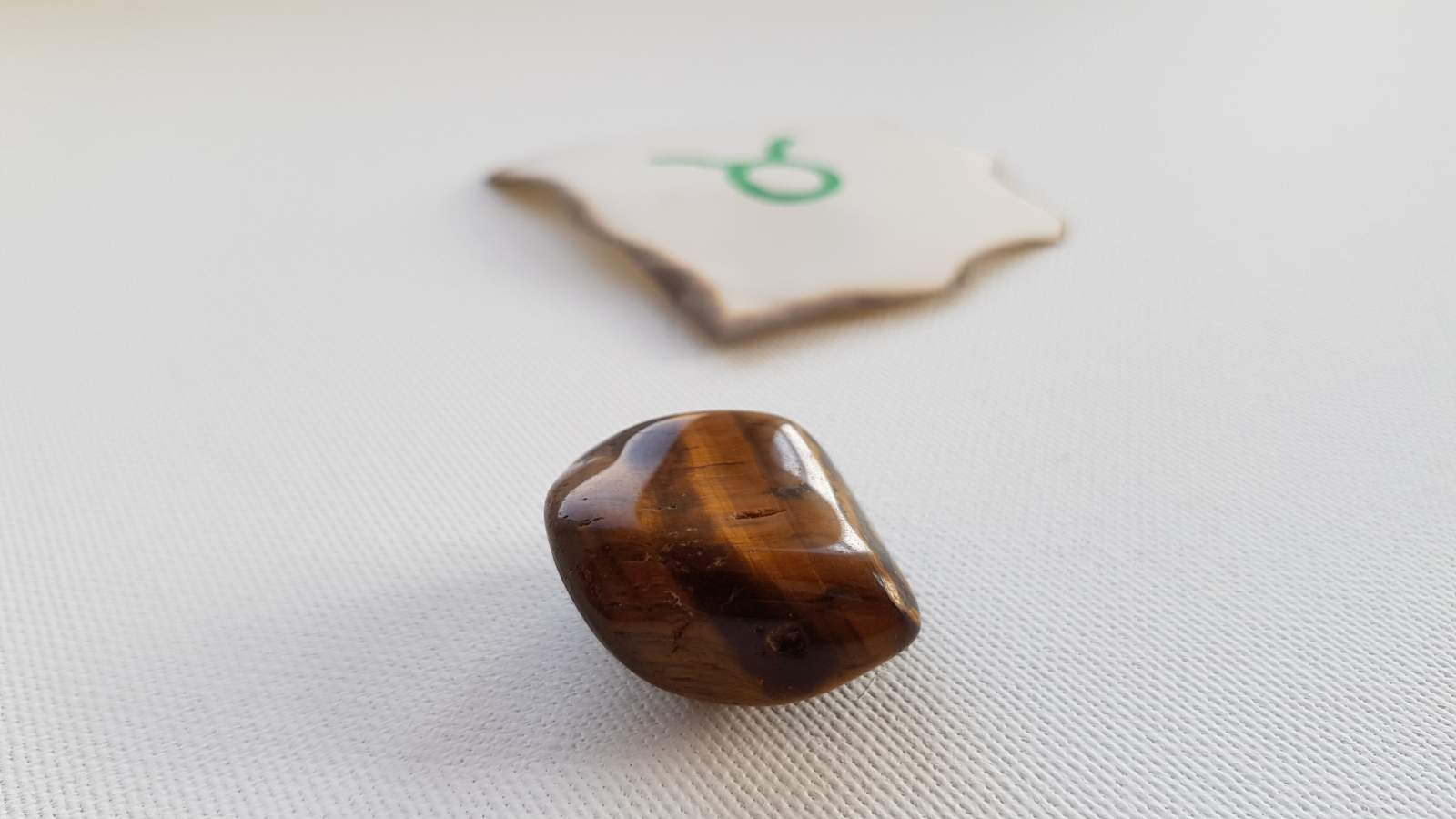 Gemstone Taurus - Tiger's Eye